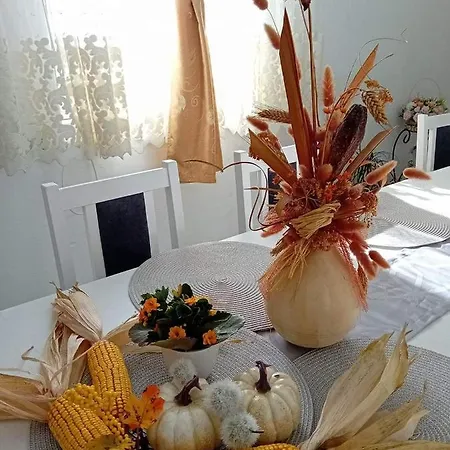 Holiday home Casa Danut- Girliste