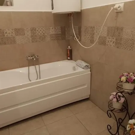 Casa Danut- Girliste * Cuptoare (Resita, Caras-Severin)